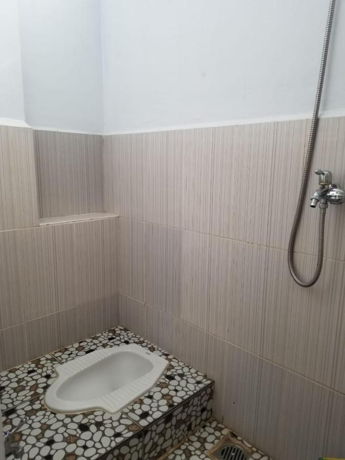 Aur Kuning Hostel Syariah Bukittinggi Εξωτερικό φωτογραφία