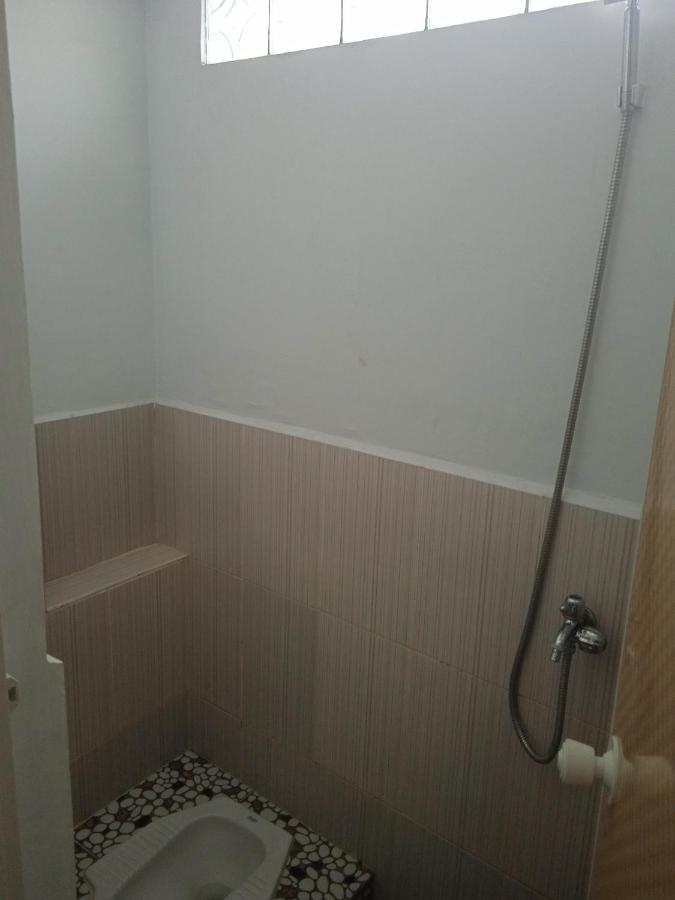 Aur Kuning Hostel Syariah Bukittinggi Εξωτερικό φωτογραφία