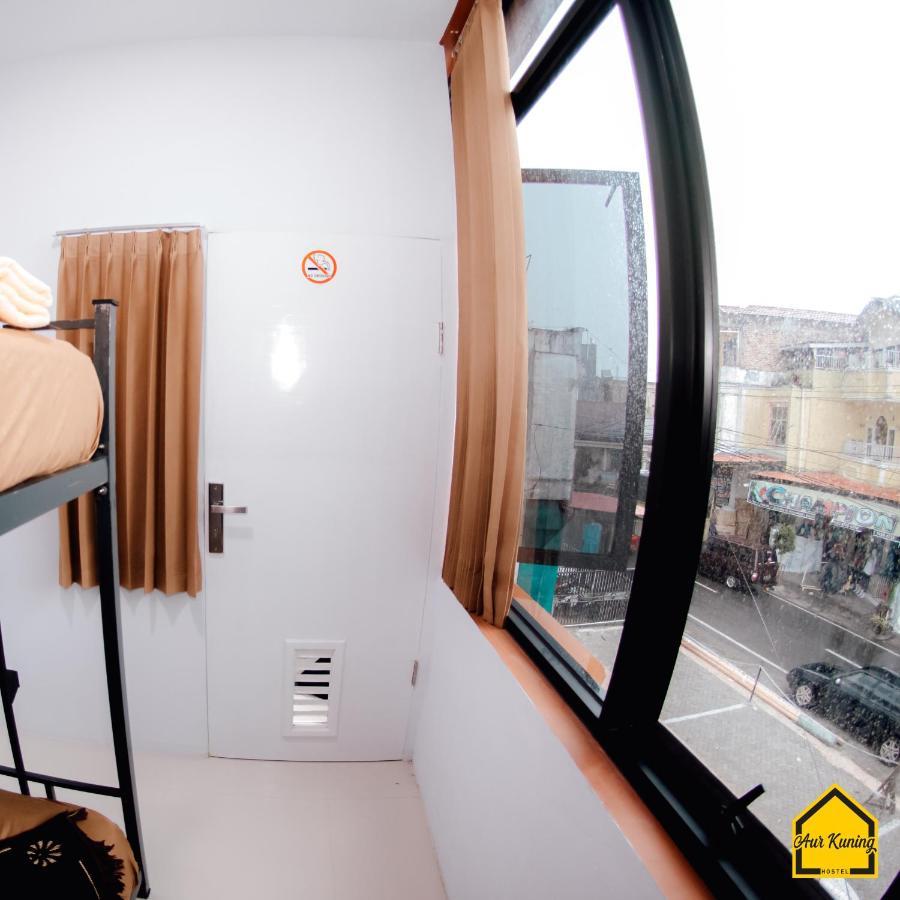 Aur Kuning Hostel Syariah Bukittinggi Εξωτερικό φωτογραφία