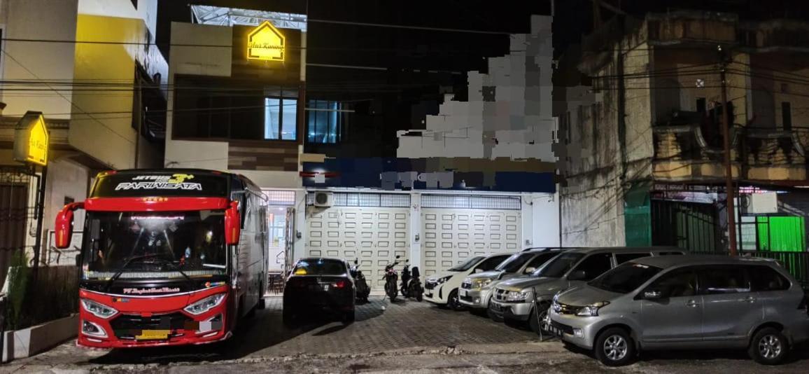 Aur Kuning Hostel Syariah Bukittinggi Εξωτερικό φωτογραφία
