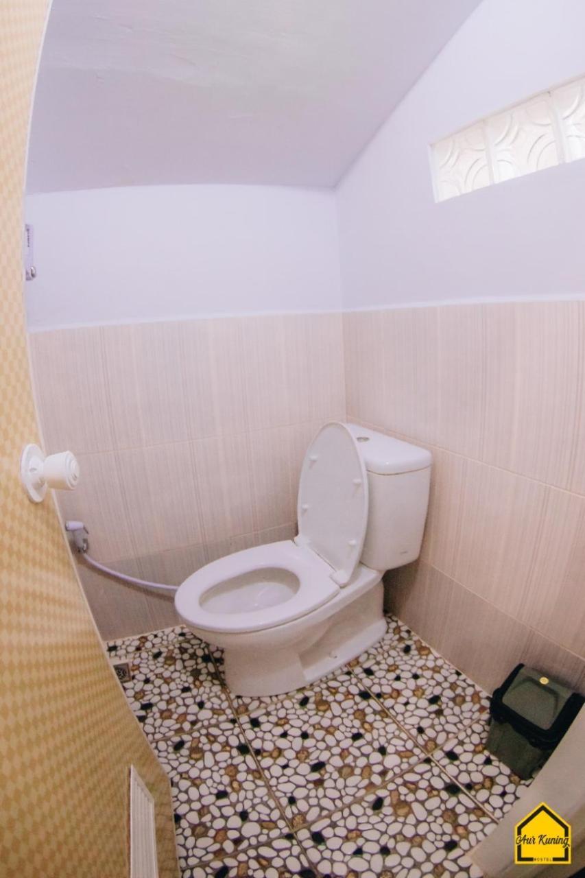 Aur Kuning Hostel Syariah Bukittinggi Εξωτερικό φωτογραφία